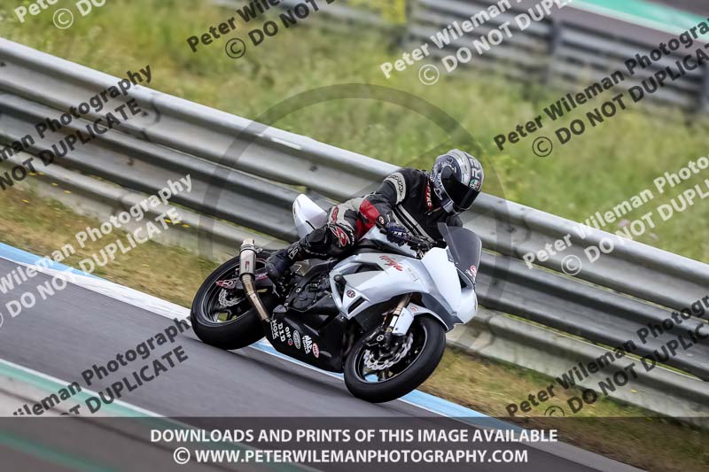 estoril;event digital images;motorbikes;no limits;peter wileman photography;portugal;trackday;trackday digital images